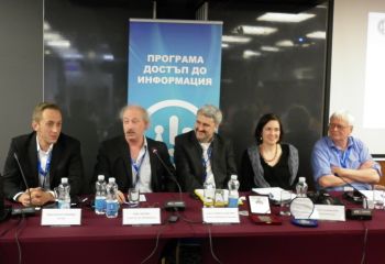 Кристоф Издебски, Тоби Мендел, Александър Кашъмов, Хелън Дарбишър, Тони Бъниън