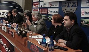 Журито: Иван Димов, Павлина Желева, Георги Лозанов, Гергана Жулева, Александур Кашъмов, Красимир Димитров, Фани Давидова