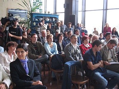 Ден на правото да знам 2004