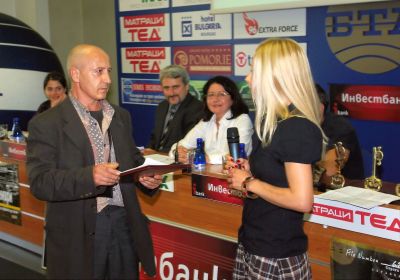 Николай Цветков с наградата